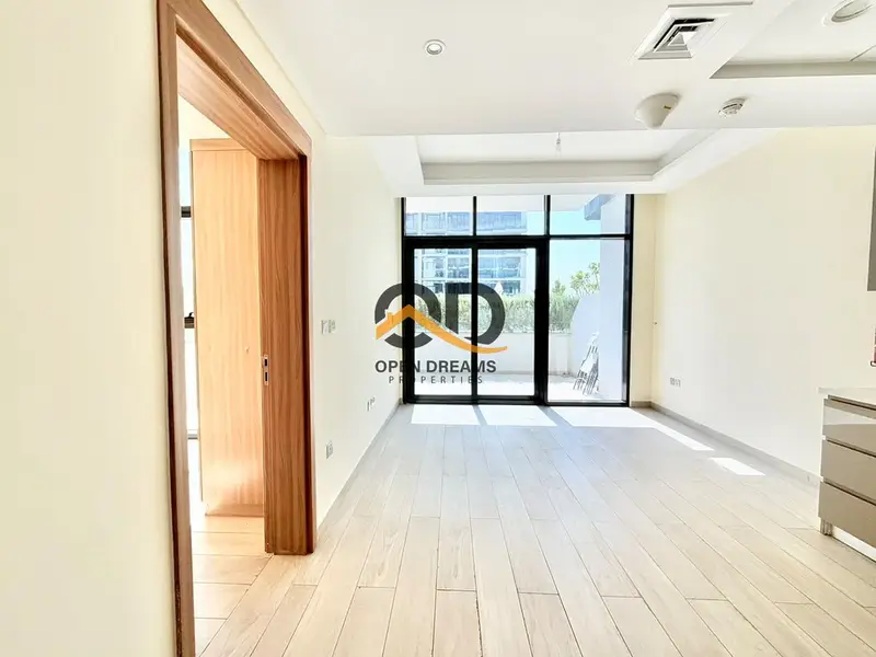 1-bedroom with terrace // Chiller Free // Spacious Layout