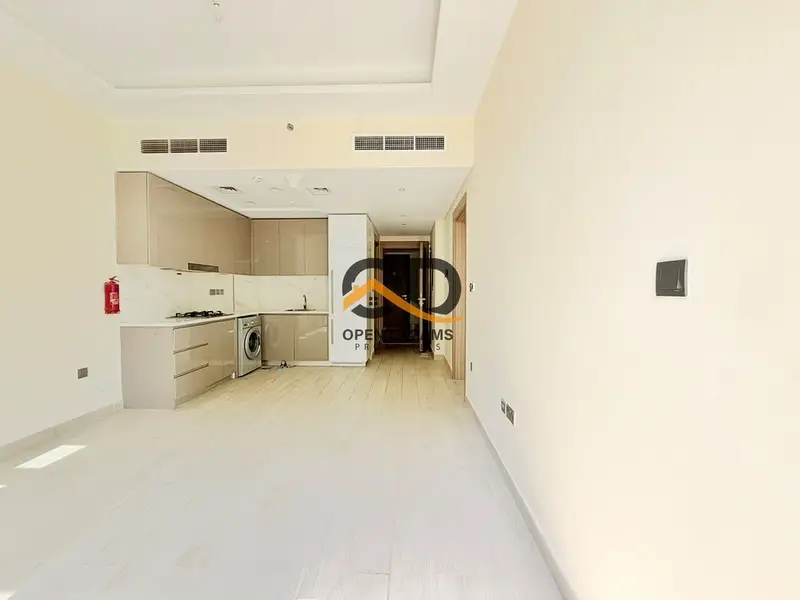 1-bedroom with terrace // Chiller Free // Spacious Layout