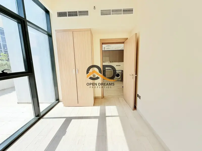1-bedroom with terrace // Chiller Free // Spacious Layout