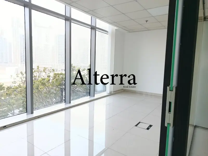 Fitted Office | Metropolis Tower | AVAILABLE TO MOVE IN