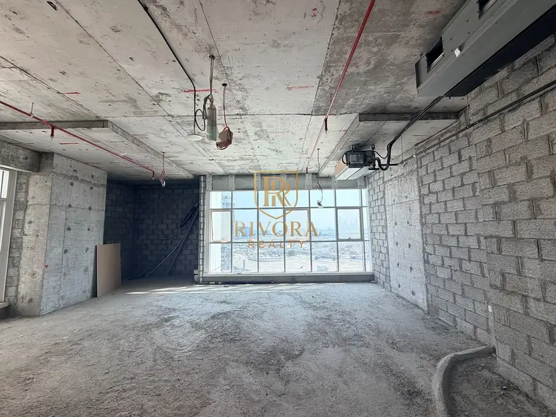 OFFICE | SHELL AND CORE | EASY HIGHWAY ACCESS