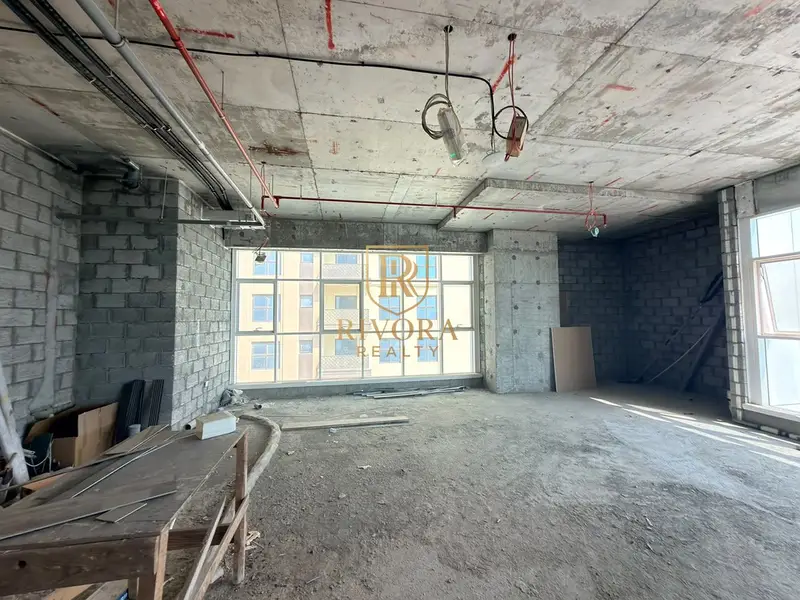 OFFICE | SHELL AND CORE | EASY HIGHWAY ACCESS