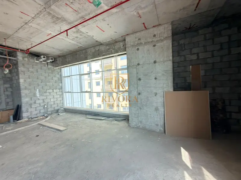 OFFICE | SHELL AND CORE | EASY HIGHWAY ACCESS