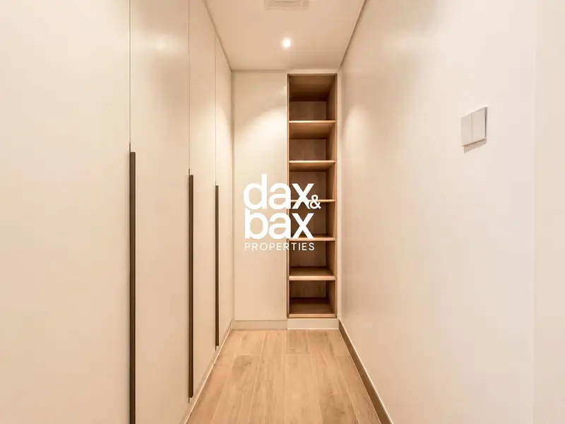 Marina View | Spacious | Modern