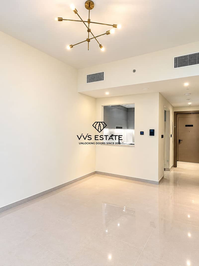 4 Bright Minimalist Apartment Interior (1). png