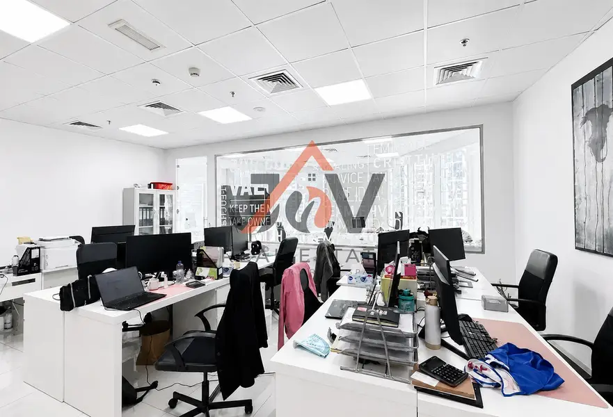 Prime Location | Close to Metro | Partition