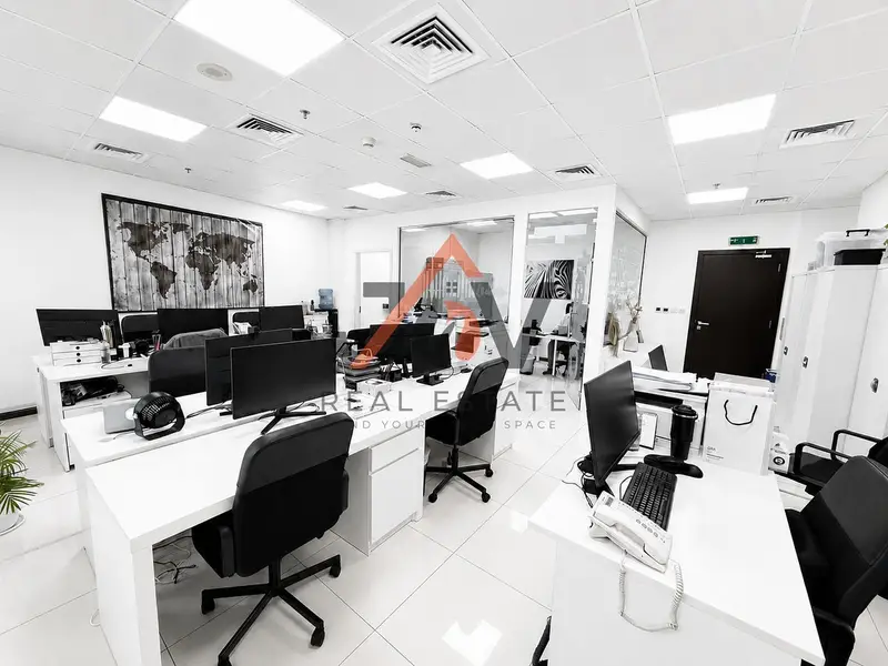 Prime Location | Close to Metro | Partition