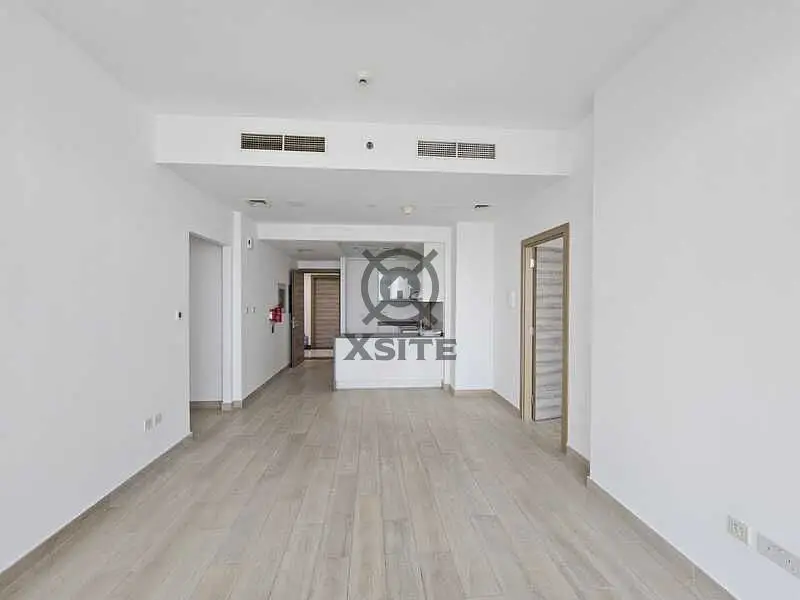 Cozy 3 BR| Well Maintained |Ready to Move