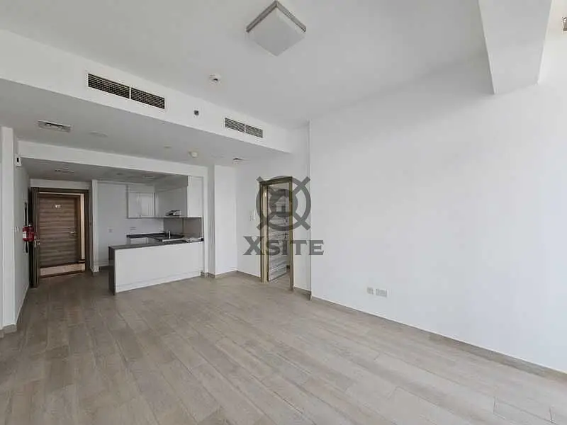 Cozy 3 BR| Well Maintained |Ready to Move