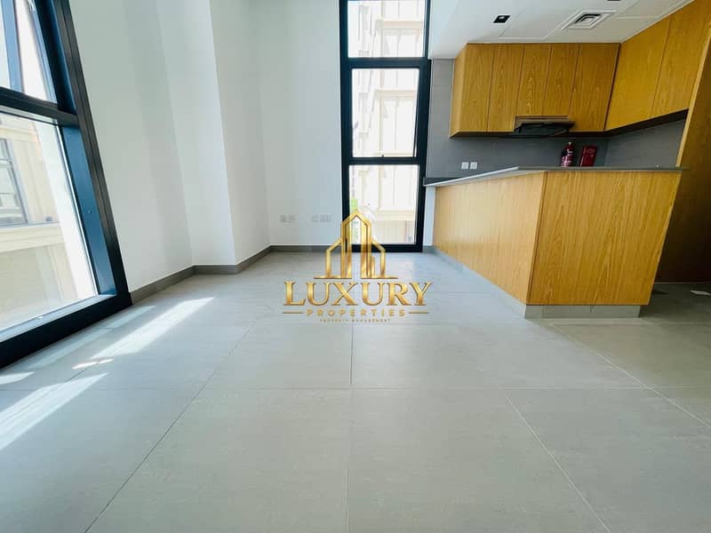 4 BRIGHT 1BHK WITH MODERN COUNTER KITCHEN | AL MAMSHA | AED 42K