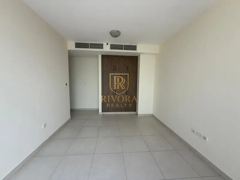 2 BHK | BALCONY | CLOSE TO METRO