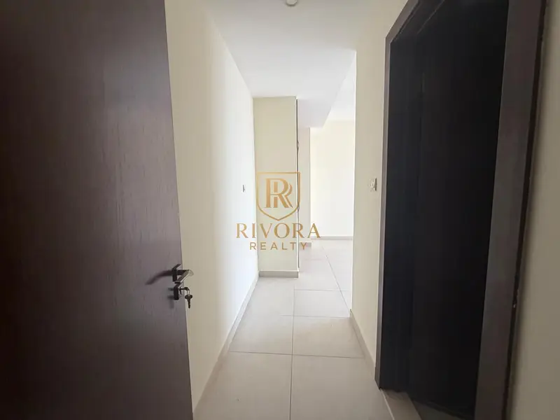 2 BHK | BALCONY | CLOSE TO METRO