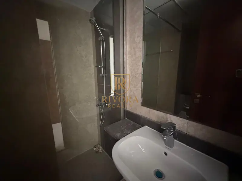 2 BHK | BALCONY | CLOSE TO METRO