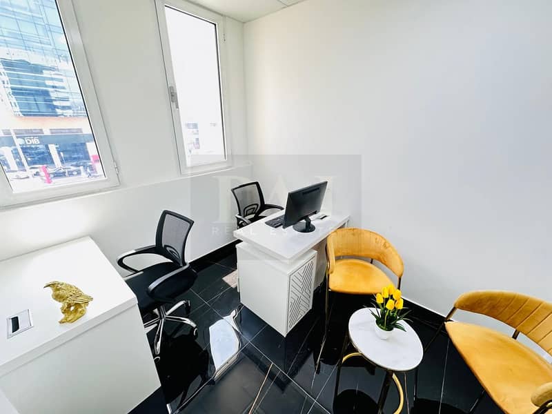 Spacious Office with Bank account assistance |Free Amenities