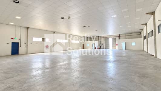 Склад в аренду в Рас Аль Кхор, Дубай - Bright Empty Industrial Warehouse. png Склад в аренду в Рас Аль Кхор, Дубай - Bright Empty Industrial Warehouse. png