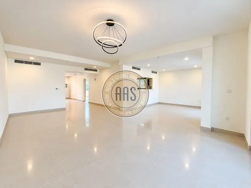 Luxary 4bhk+maidroom villa available for rent //Garden view villas //prime location