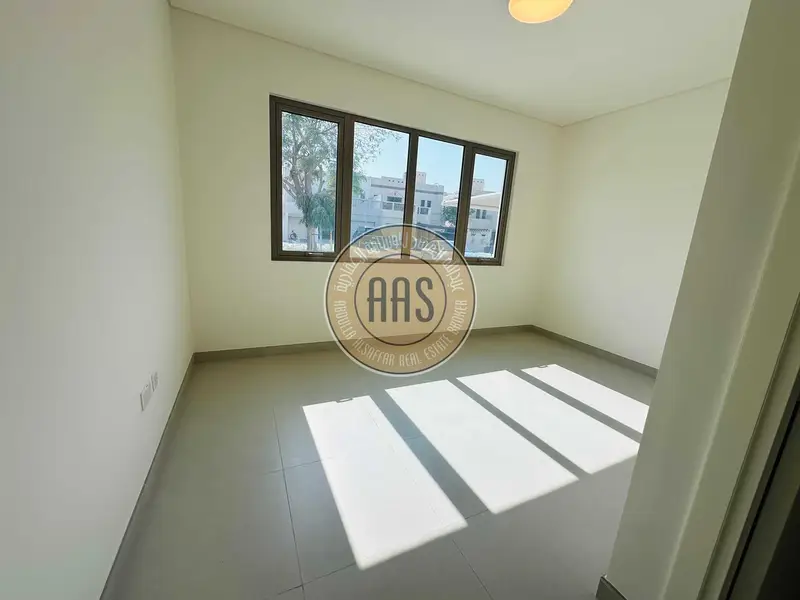 Luxary 4bhk+maidroom villa available for rent //Garden view villas //prime location