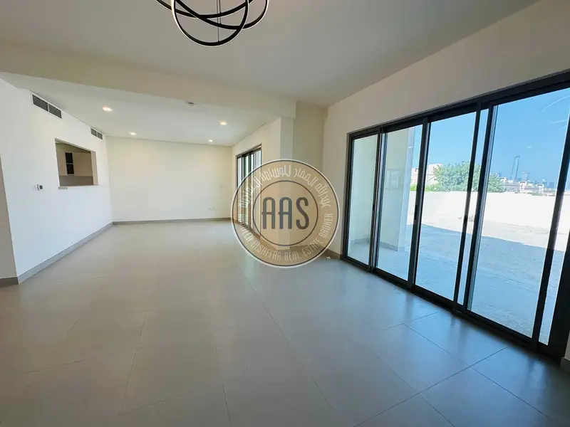 Luxary 4bhk+maidroom villa available for rent //Garden view villas //prime location