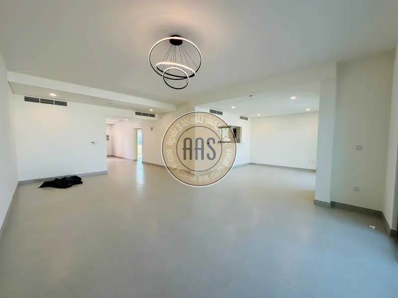 Luxary 4bhk+maidroom villa available for rent //Garden view villas //prime location