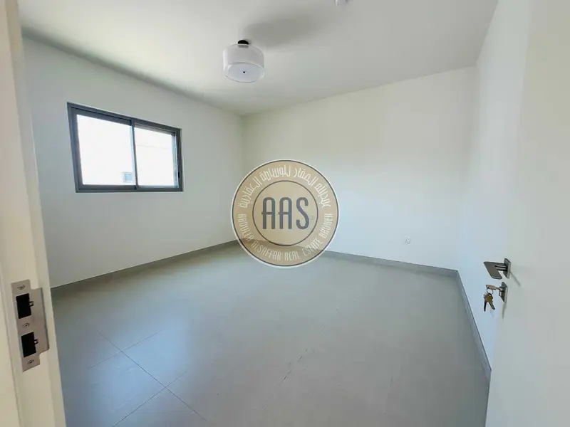 Luxary 4bhk+maidroom villa available for rent //Garden view villas //prime location