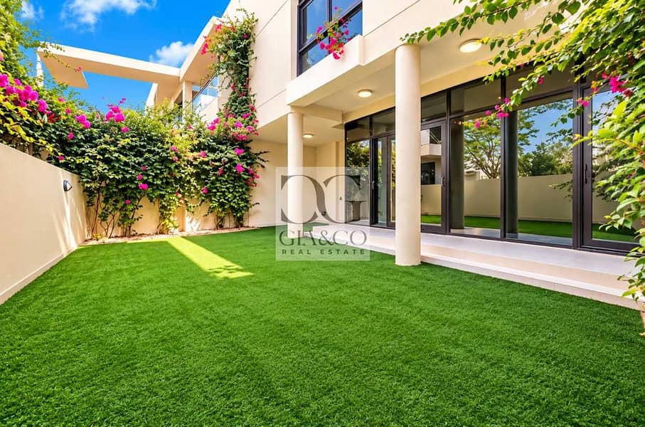 13 Vacant On Transfer | Close To Park | Spacious 13