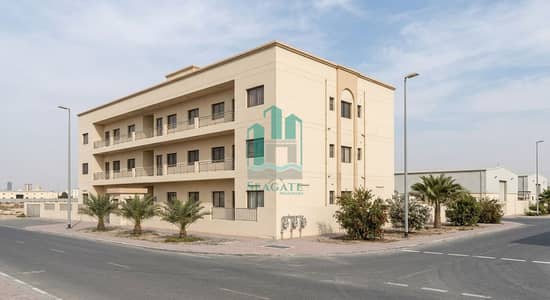 Labour Camp para en Venta en Al Jurf, Ajman - Gemini_Generated_Image_ahzxl7ahzxl7ahzx. jpg