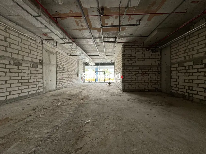 Large Retail Unit | Fully Tenanted | Ready