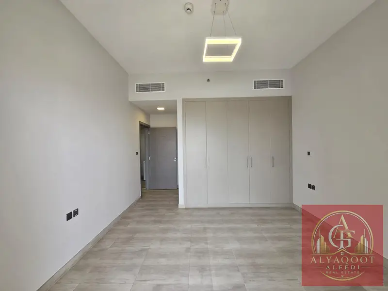 Spacious 2 Bedroom - 1 Month Free - Near Metro