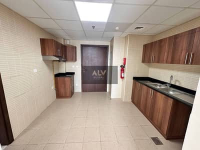 Studio for Rent in Jumeirah Village Circle (JVC), Dubai - Spacious Layout | Stunning Amenities | Ready to Move Studio for Rent in Jumeirah Village Circle (JVC), Dubai - Spacious Layout | Stunning Amenities | Ready to Move