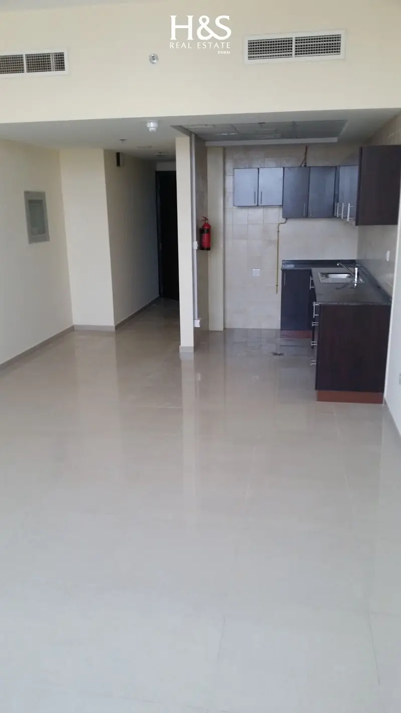 Upgraded Studio | High Floor | Golf Course View