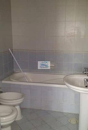 6 Emirates Washroom. jpg