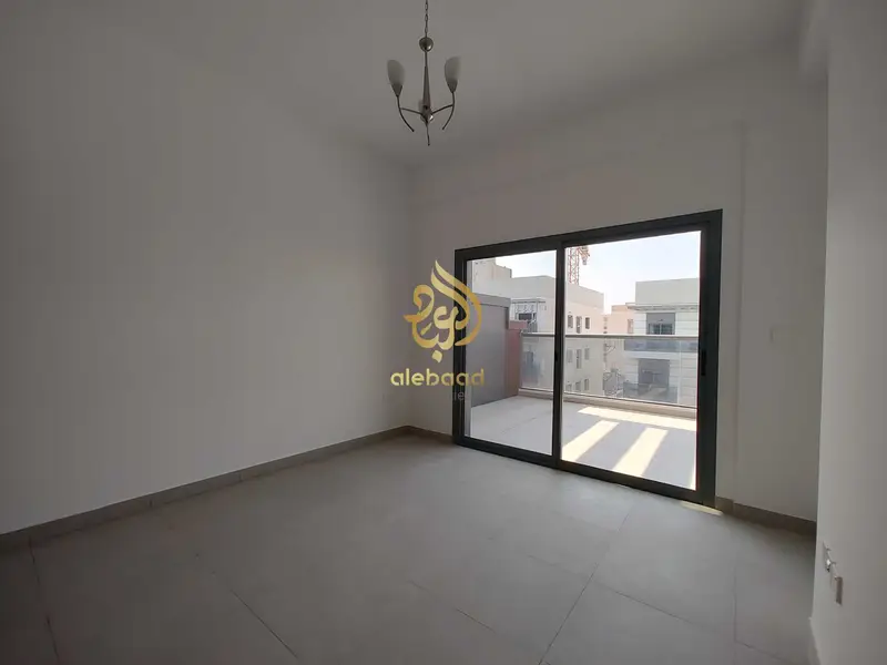 Bright 1BR Apartment | Pine Residence | Balcony & City Views