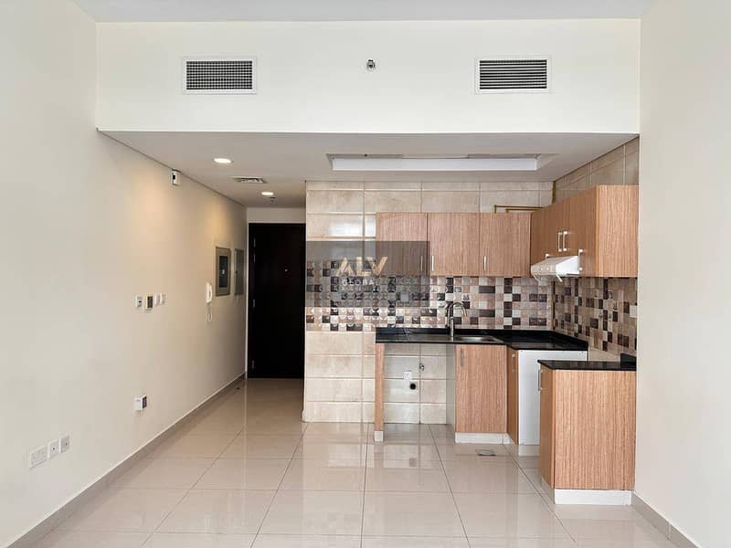 1 Month Free Rent | Spacious Layout | Ready to Move 1 Month Free Rent | Spacious Layout | Ready to Move