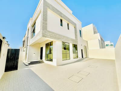 5 habitaciones Villa para en Alquiler en Hoshi, Sharjah - ED8BA7A8-7ED4-4BDB-9C83-78350474FD92. jpg 5 habitaciones Villa para en Alquiler en Hoshi, Sharjah - ED8BA7A8-7ED4-4BDB-9C83-78350474FD92. jpg