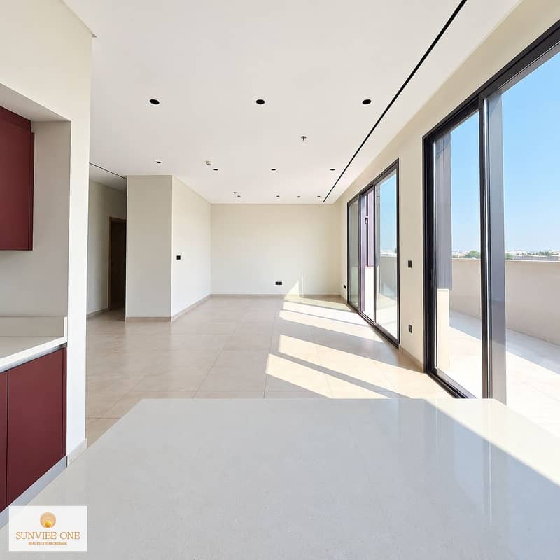 2 Sunlit Minimalist Open-Plan Interior. png