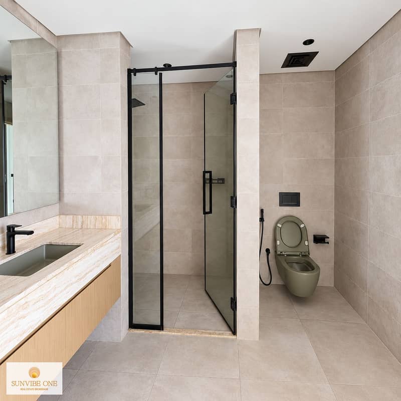 22 Modern Minimalist Beige Bathroom. png