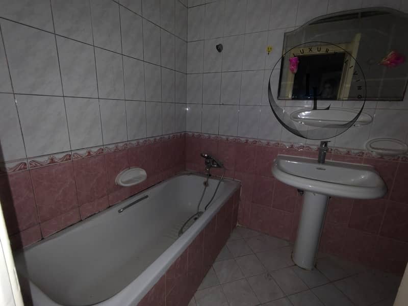 14 186557. jpg