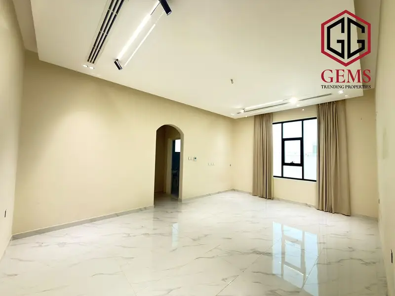 HIGH-QUALITY | MODERN DESIGN | GARDEN AREA