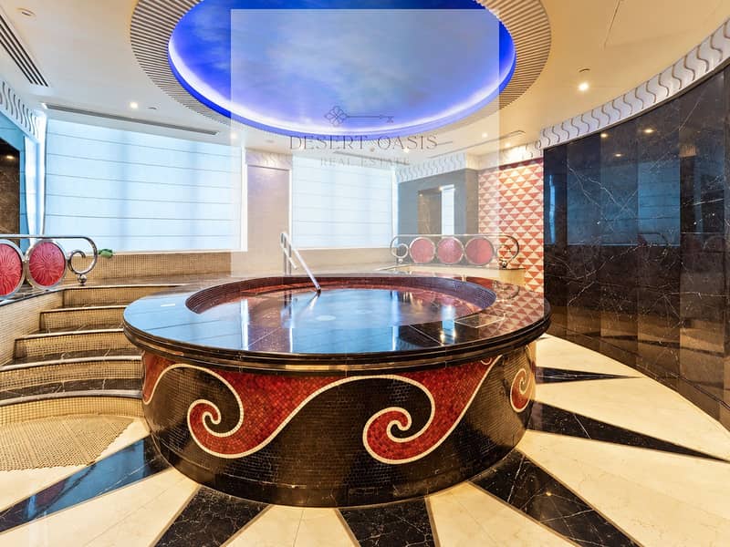 18 05_Jacuzzi_1600x1200. jpg