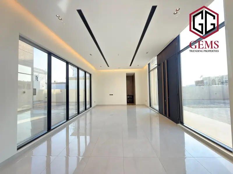 BRAND NEW | ELEGANT | SERVANT BLOCK | GARDEN AREA