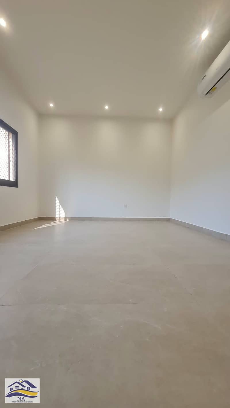 3 789. jpg
