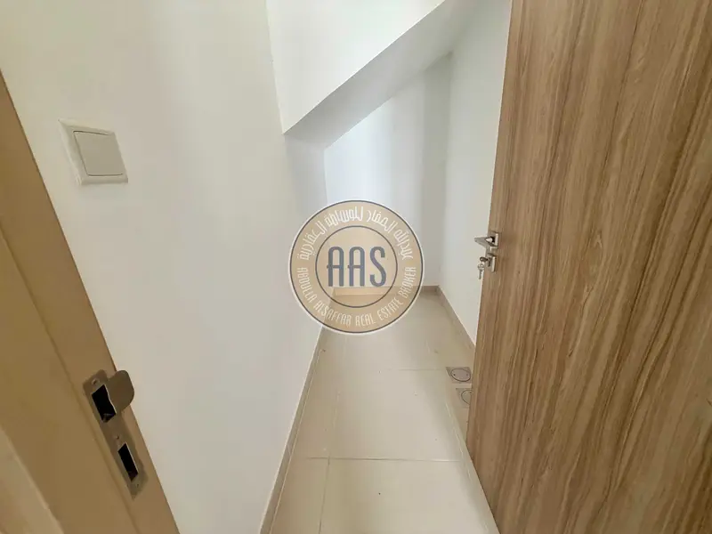 Luxurious 4bedrooms Villa||Multiple Options||Near to Amenities