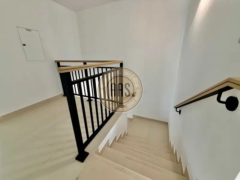 Luxurious 4bedrooms Villa||Multiple Options||Near to Amenities