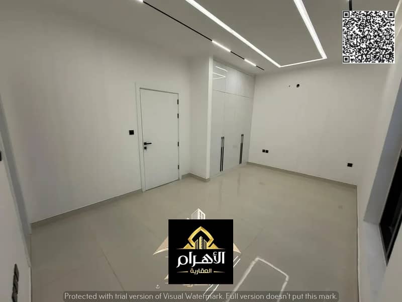 17 874776134-1066x800. webp