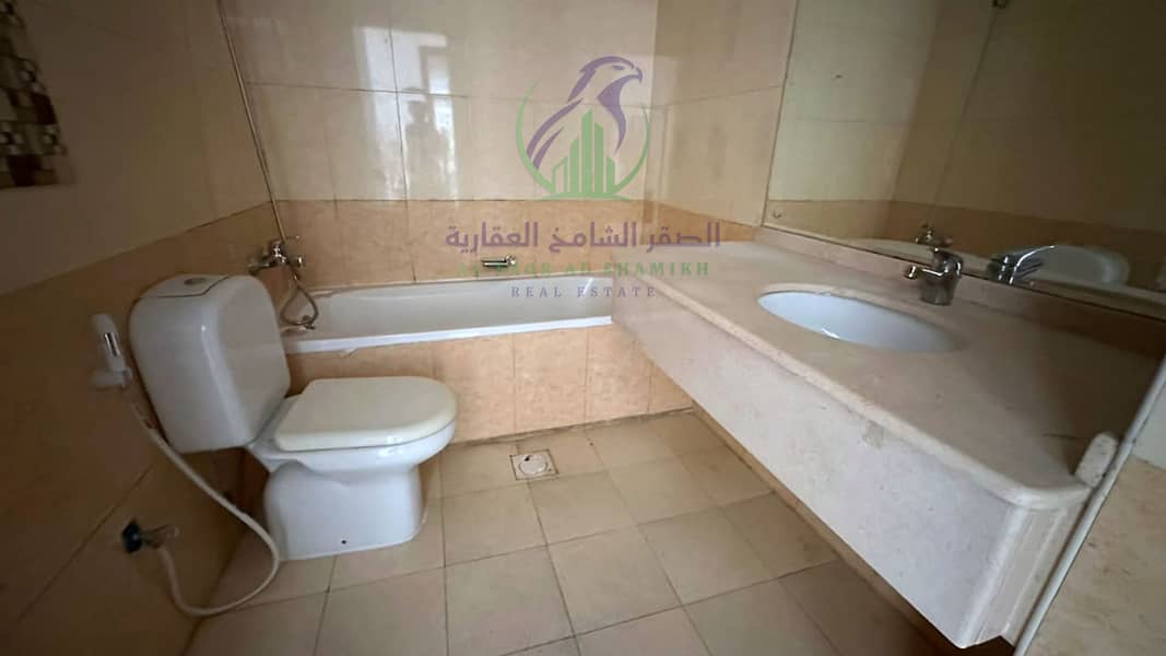 18 apartment-for-rent-2-bedroom-altaawn-alsharqh-bathroom-08. jpg