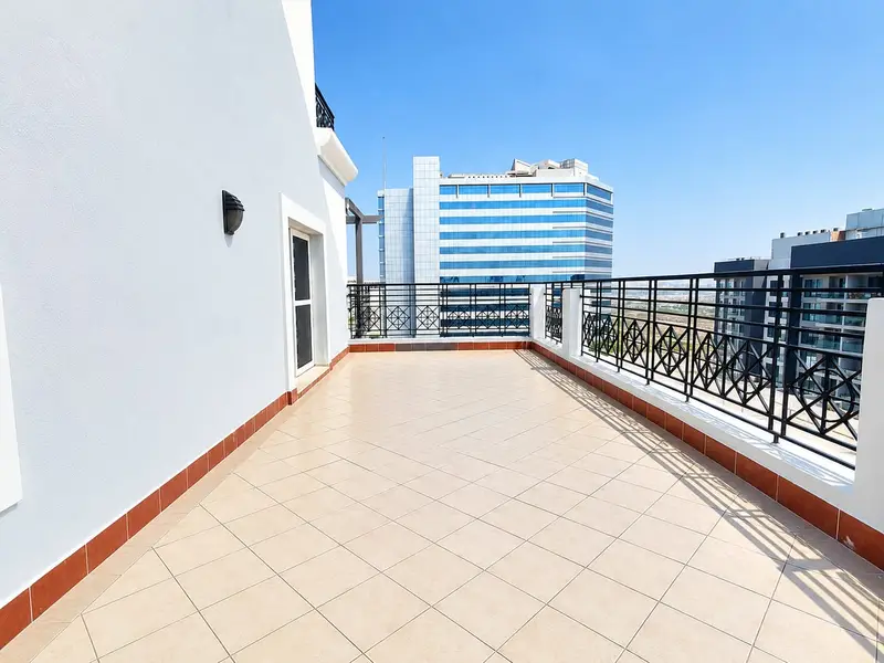 CHILLER FREE !! DUPLEX 3BHK+MAID ROOM !! READY TO MOVE