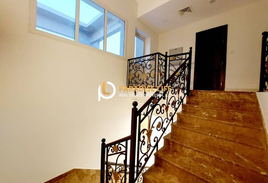 10 4bhk (9). jpg