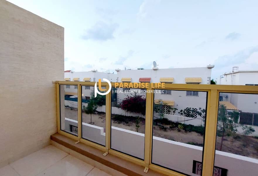 18 4bhk (17). jpg