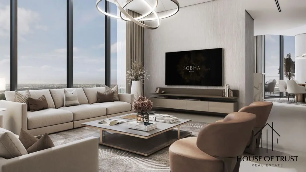 Community View | Modern 2-Bedroom Apartment I