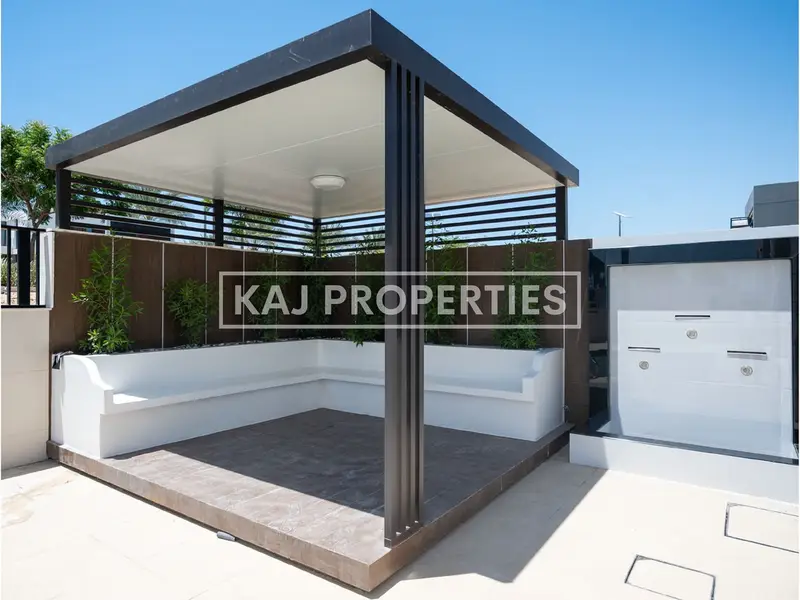 5 BED + MAID ROOM | PRIVATE POOL | LANDSCAPED GARDEN